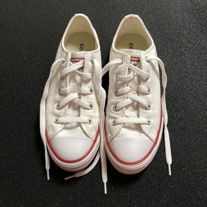 White Converse (child size 3)
